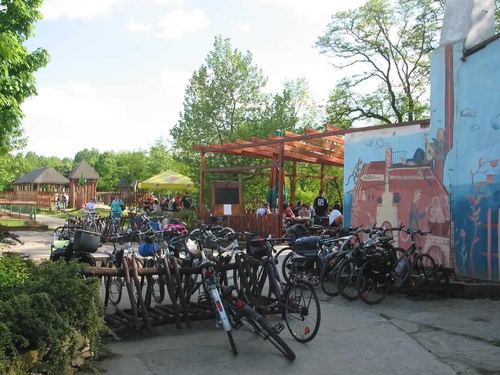 Willa Zoopark Zelcin Mělník Zewnętrze zdjęcie
