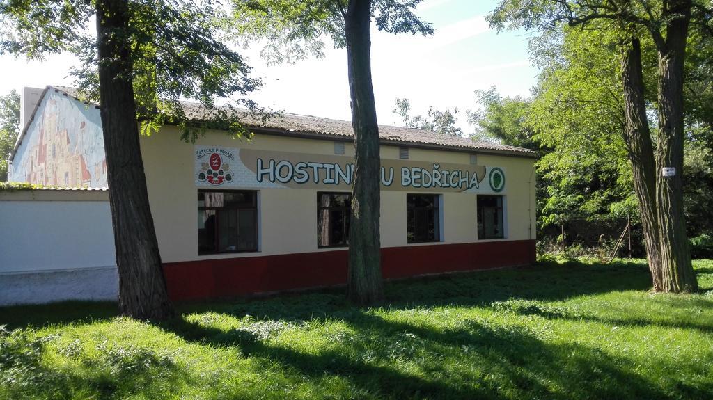 Willa Zoopark Zelcin Mělník Zewnętrze zdjęcie